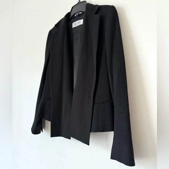 Max Mara black wool crepe jacket with removable collar - Picture 3 of 10